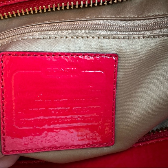 Coach Glossy Red Tote Bag - Picture 4 of 4